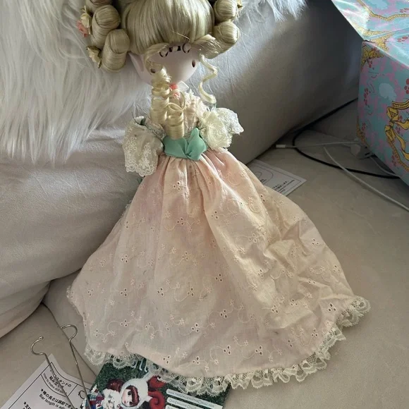 Beautiful Jun Planning Pullip Doll - Picture 5 of 6